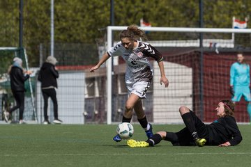 Bild 44 - B-Juniorinnen St.Pauli - C-Juniorinnen SV Steinhorst : Ergebnis: 1:2